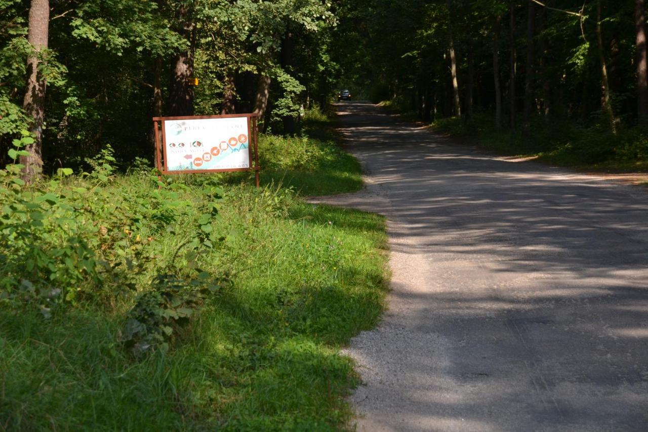 Osrodek Wypoczynkowo-Turystyczny Perla Krutyni Hotel Nowy Most Luaran gambar